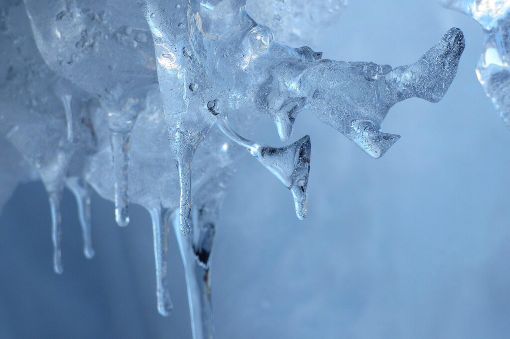 Pierwsza Pomoc w Hipotermii: Ratując Życie w Ekstremalnych Warunkach