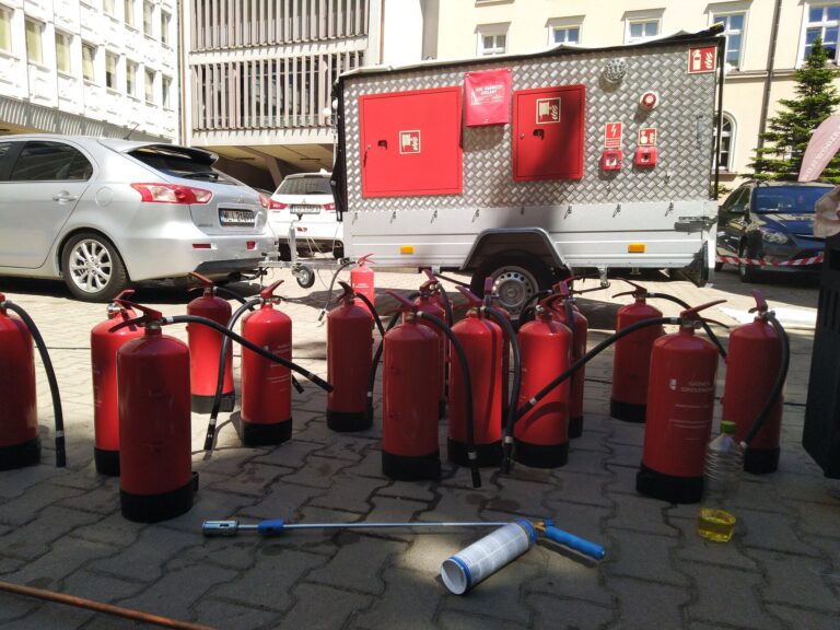 Jaki sprzęt ppoż w obiektach użyteczności publicznej